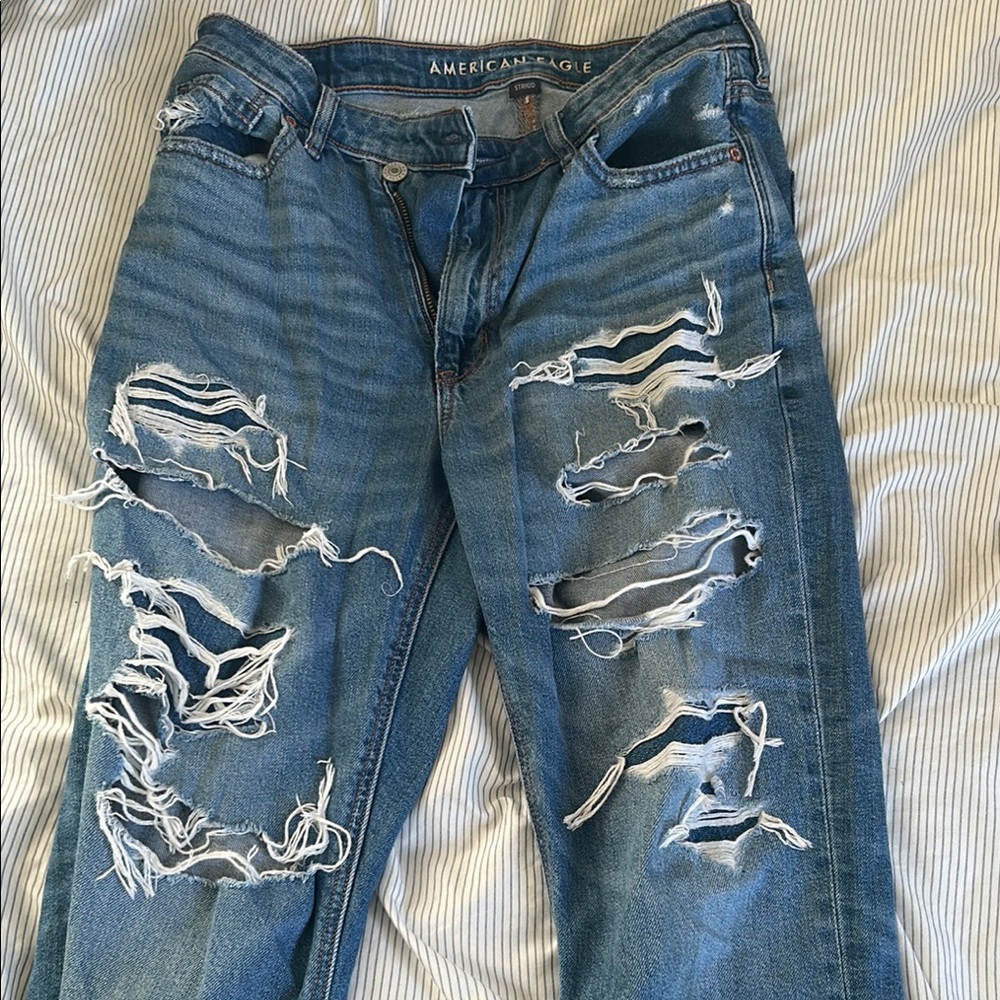 American Eagle Outfitters Men's Blue Distressed Jeans
